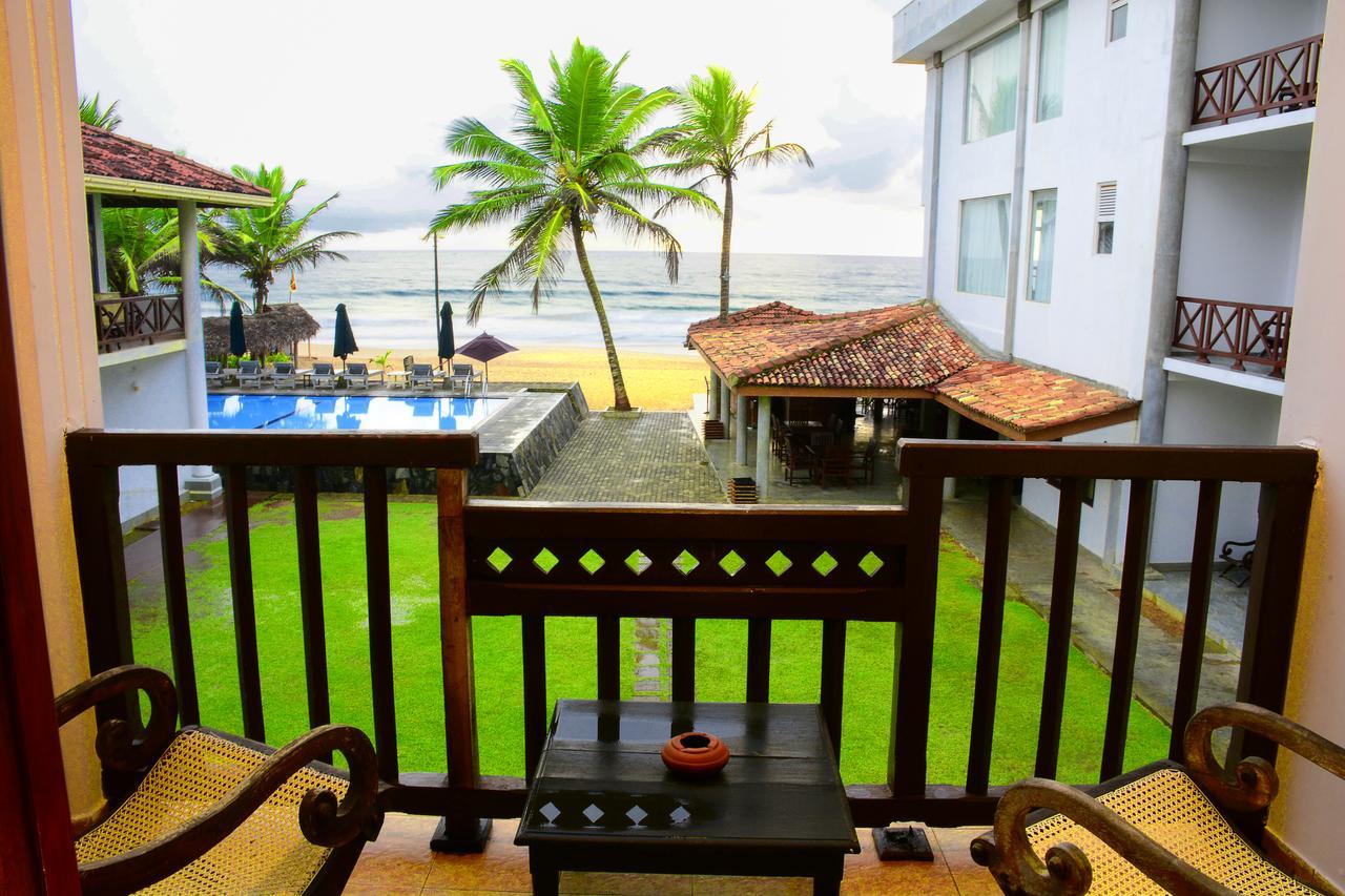 Ranmal Beach Hotel Hikkaduwa Extérieur photo