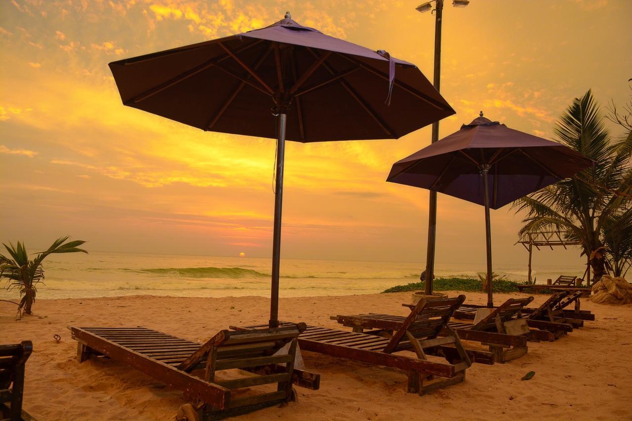 Ranmal Beach Hotel Hikkaduwa Extérieur photo