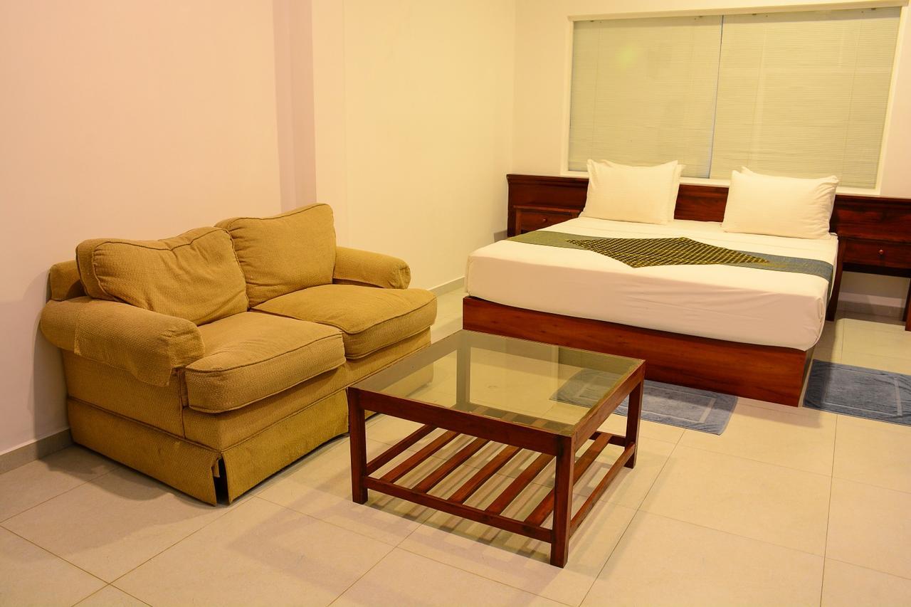 Ranmal Beach Hotel Hikkaduwa Extérieur photo
