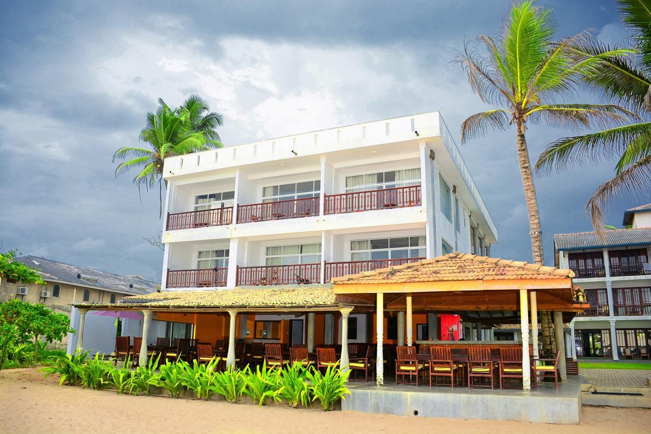 Ranmal Beach Hotel Hikkaduwa Extérieur photo