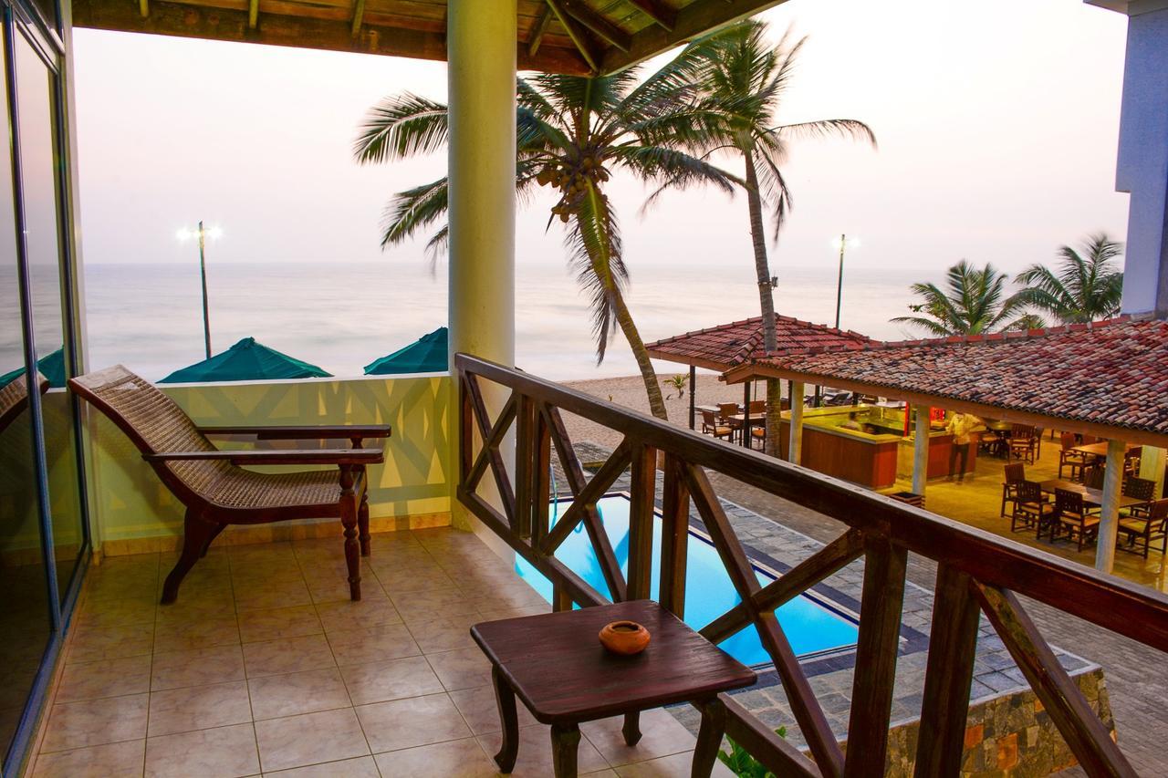 Ranmal Beach Hotel Hikkaduwa Extérieur photo