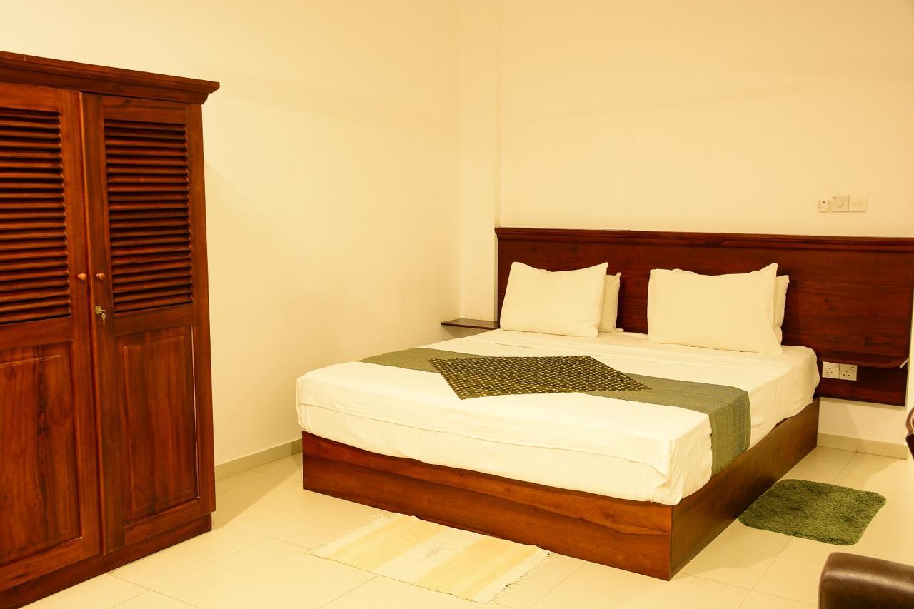 Ranmal Beach Hotel Hikkaduwa Chambre photo