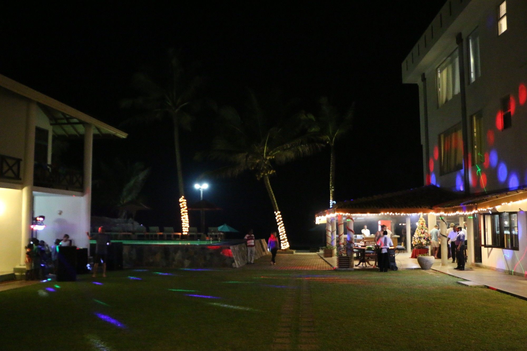Ranmal Beach Hotel Hikkaduwa Extérieur photo