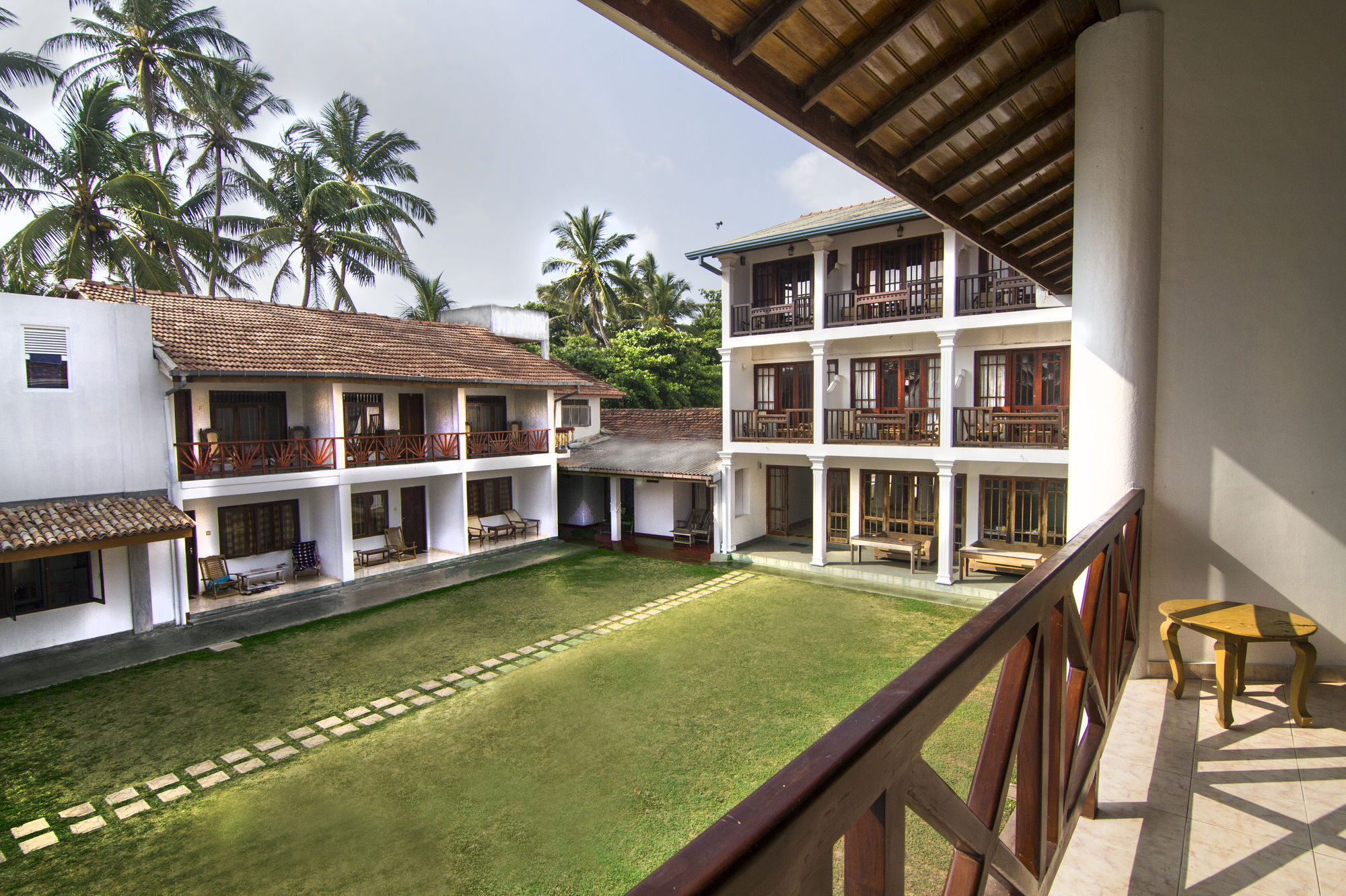 Ranmal Beach Hotel Hikkaduwa Extérieur photo