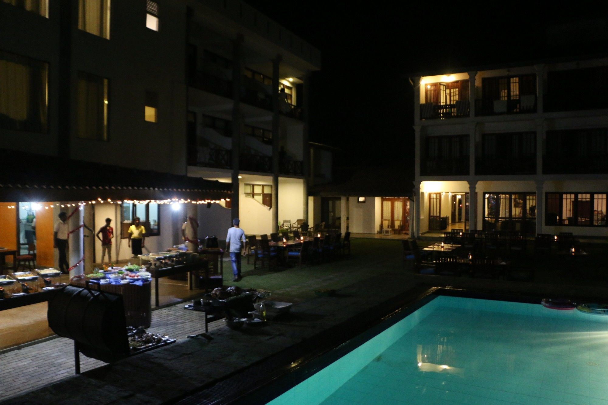 Ranmal Beach Hotel Hikkaduwa Extérieur photo